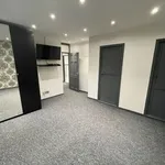 Rent 7 bedroom house in West Midlands