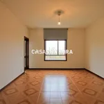 Rent 2 bedroom apartment of 90 m² in Matosinhos