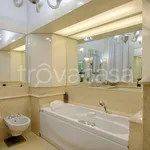 Rent 4 bedroom apartment of 150 m² in Venezia