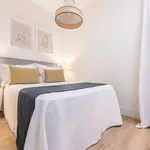 Rent 2 bedroom apartment of 40 m² in Madrid