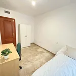 Rent a room of 105 m² in Córdoba