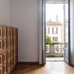 Rent 2 bedroom apartment of 120 m² in milan