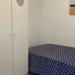 Rent a room of 80 m² in madrid