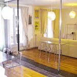 Appartement de 50 m² avec 2 chambre(s) en location à Paris