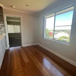 Rent 4 bedroom house in Tamworth