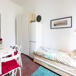 Rent a room in milan