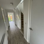 Rent 3 bedroom house in East Midlands