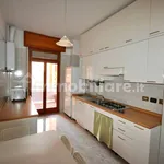 Rent 3 bedroom apartment of 90 m² in Novara