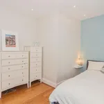 Rent 1 bedroom apartment in Reigate and Banstead