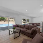 Rent 4 bedroom house of 210 m² in calabasas