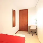 Rent a room of 86 m² in madrid