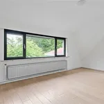 Maison de 3500 m² avec 4 chambre(s) en location à KONTICH