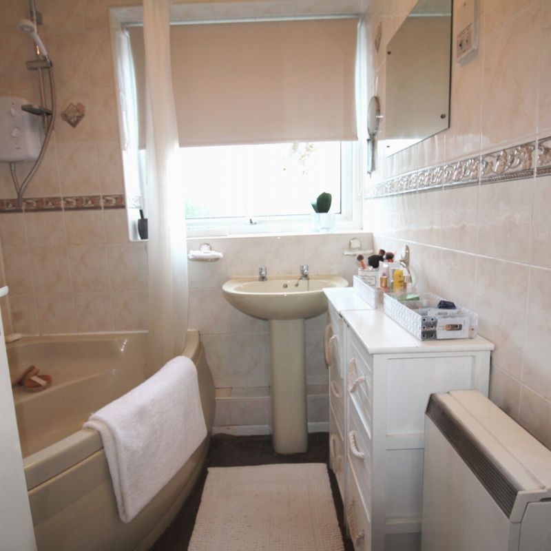 2 bedroom first floor apartment Application Made in Solihull Bentley Heath