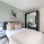 Rent 2 bedroom apartment of 72 m² in london