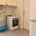 Rent a room in lisbon