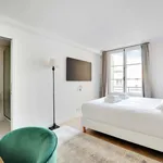 Appartement de 1830 m² avec 3 chambre(s) en location à Paris