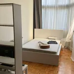 Rent a room in lisbon