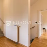 Najam 7 spavaće sobe kuća od 585 m² u Zagreb