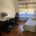 Rent 4 bedroom apartment in Lisbon