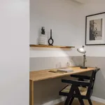 Rent 3 bedroom apartment of 80 m² in Barcelona