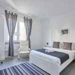 Rent 7 bedroom apartment in lisbon