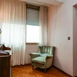 Rent 5 bedroom apartment in Rome