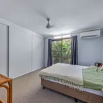 Rent 2 bedroom apartment in Cannonvale