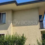 Affitto 2 camera appartamento di 55 m² in Castelletto sopra Ticino