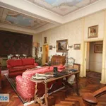 Rent 6 bedroom apartment of 200 m² in Rome