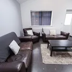 Rent 5 bedroom house in Leeds