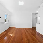 Rent 3 bedroom apartment in Elwood