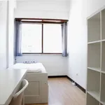 Rent a room in lisbon