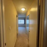 Rent 2 bedroom apartment in Valley Village