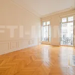 Rent 6 bedroom apartment of 260 m² in PARIS 17EME ARR. 