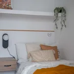 Rent a room of 95 m² in barcelona