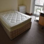 Rent 4 bedroom flat in Wales