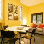 Rent 3 bedroom apartment of 90 m² in Milan