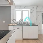 Rent 3 bedroom apartment of 180 m² in Oviedo