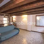 Rent 2 bedroom apartment of 60 m² in Venice