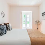 Rent 2 bedroom apartment of 95 m² in Lisbon