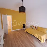 Affitto 2 camera appartamento di 65 m² in Voghera