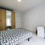 Rent a room of 190 m² in valencia