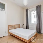 Rent 3 bedroom apartment in Edinburgh