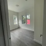 Rent 4 bedroom apartment of 650 m² in Staten Island