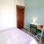 Rent 3 bedroom apartment of 8 m² in Barcelona