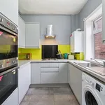 Rent 6 bedroom house in Preston