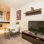 Rent 2 bedroom apartment of 646 m² in Dublin