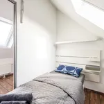 Miete 5 Schlafzimmer wohnung von 105 m² in Böblingen