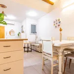 Rent 2 bedroom apartment of 50 m² in Barcelona