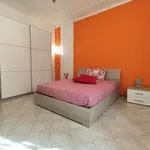 Rent 3 bedroom apartment in Rome